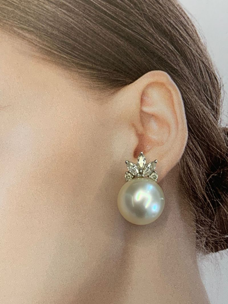 Brinco Pérola South Sea Diamantes Ouro Branco