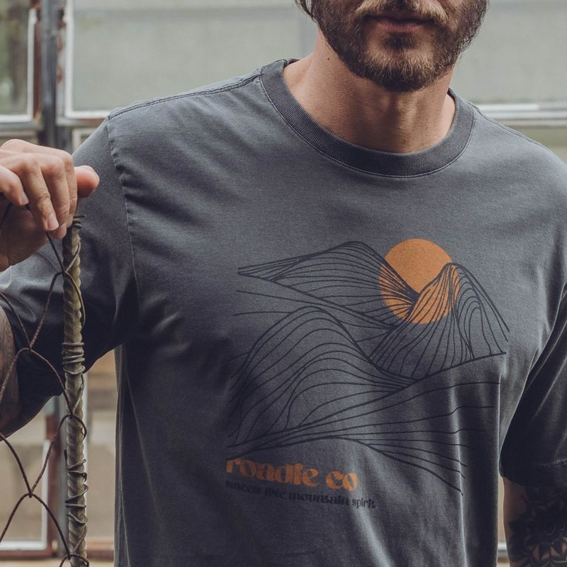 T-Shirt Tinturada Mountains