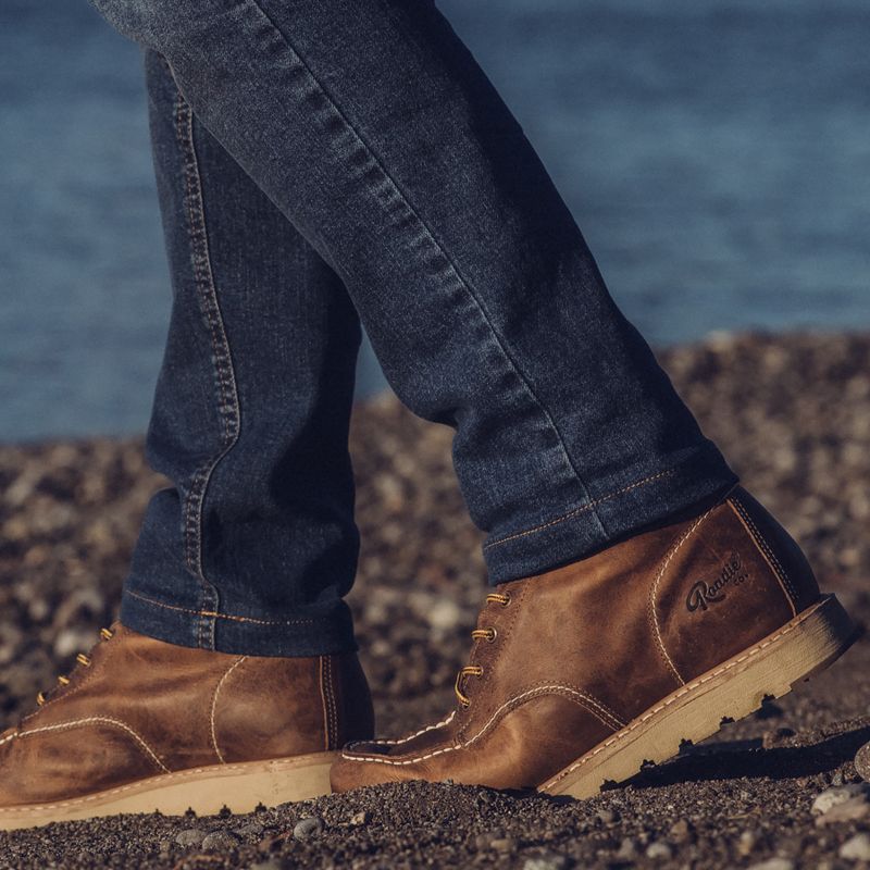 Bota Couro Moc Toe Roadie