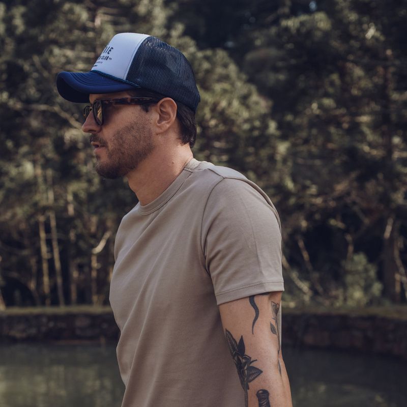 Boné Trucker Outsiders Club