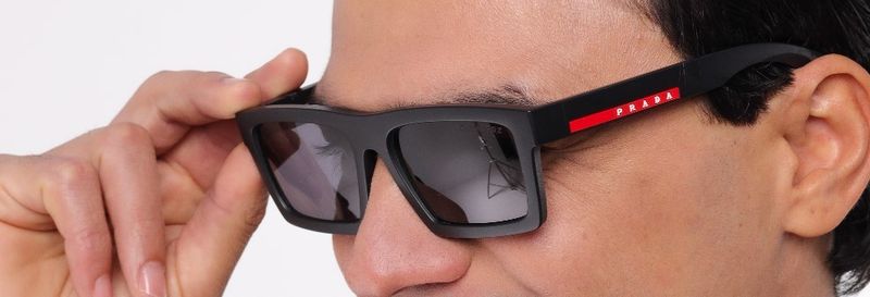 Óculos de Sol Prada Linea Rossa PS A07S
