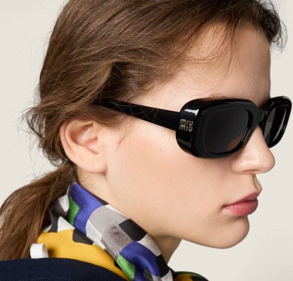 Óculos de Sol Miu Miu MU B13S