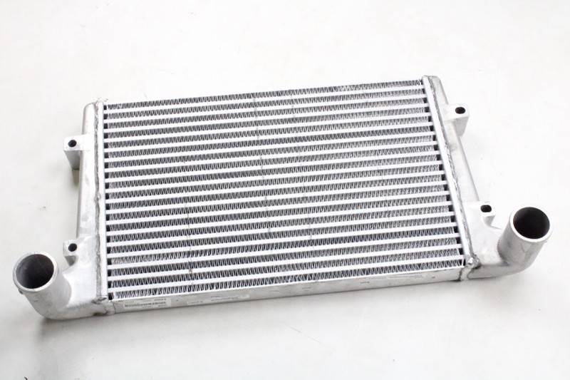 INTERCOOLER FORD CARGO 815 2001/2012/ VW 8140/12140 94/2002 - MAHLE METAL LEVE