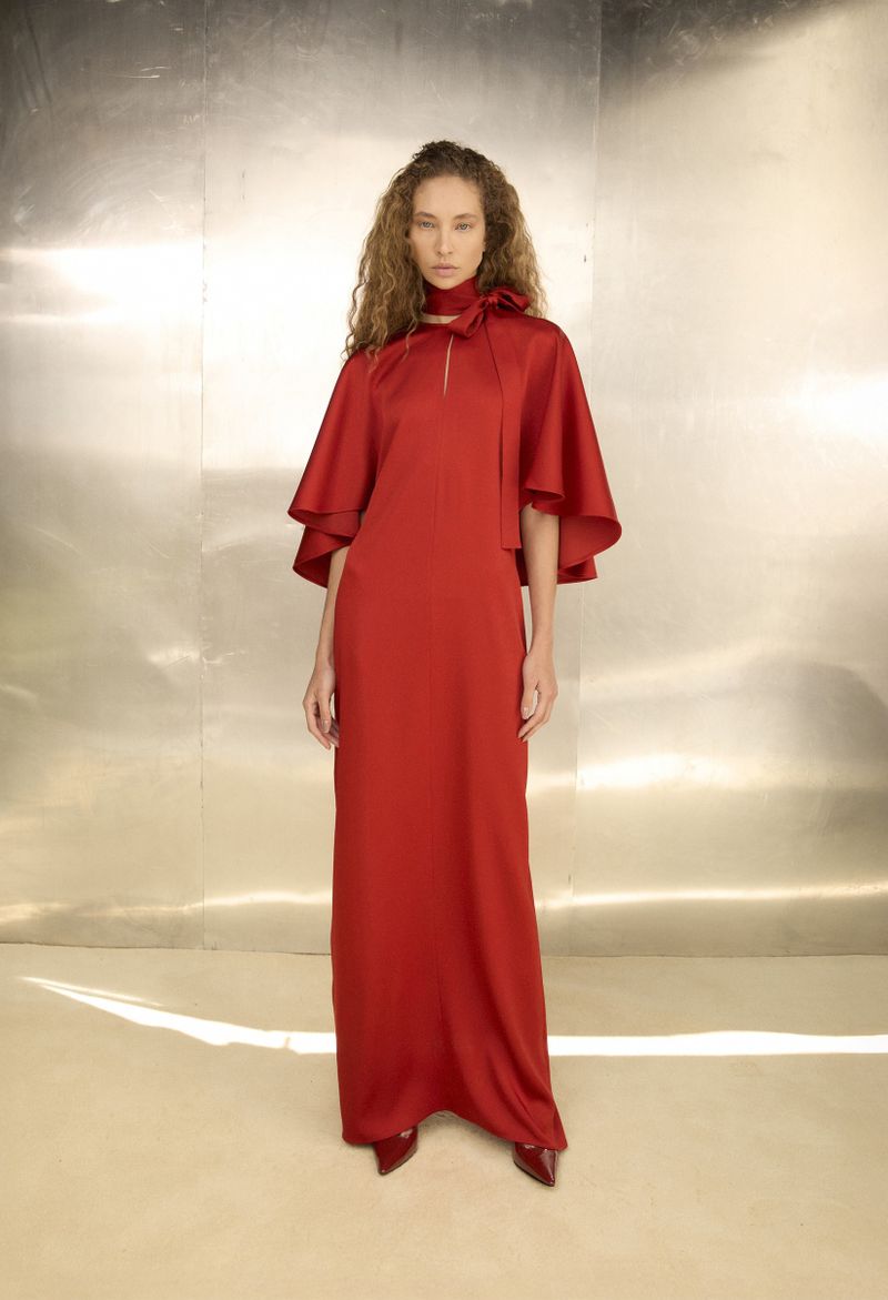 Vestido Longo Decote com Gancho