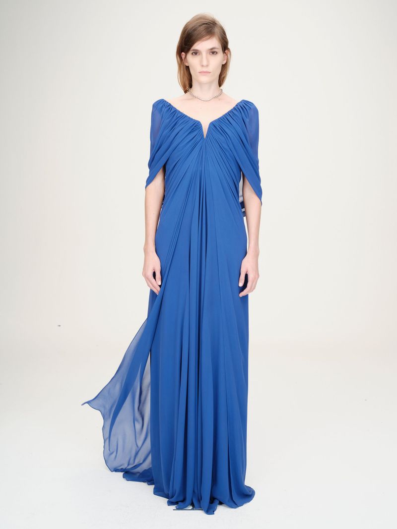 Vestido Longo Decote V Ombros Deslocados 
