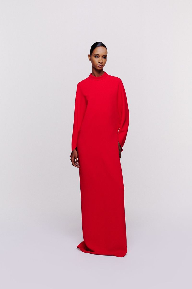 Vestido Longo com Decote Manga Dobradura 