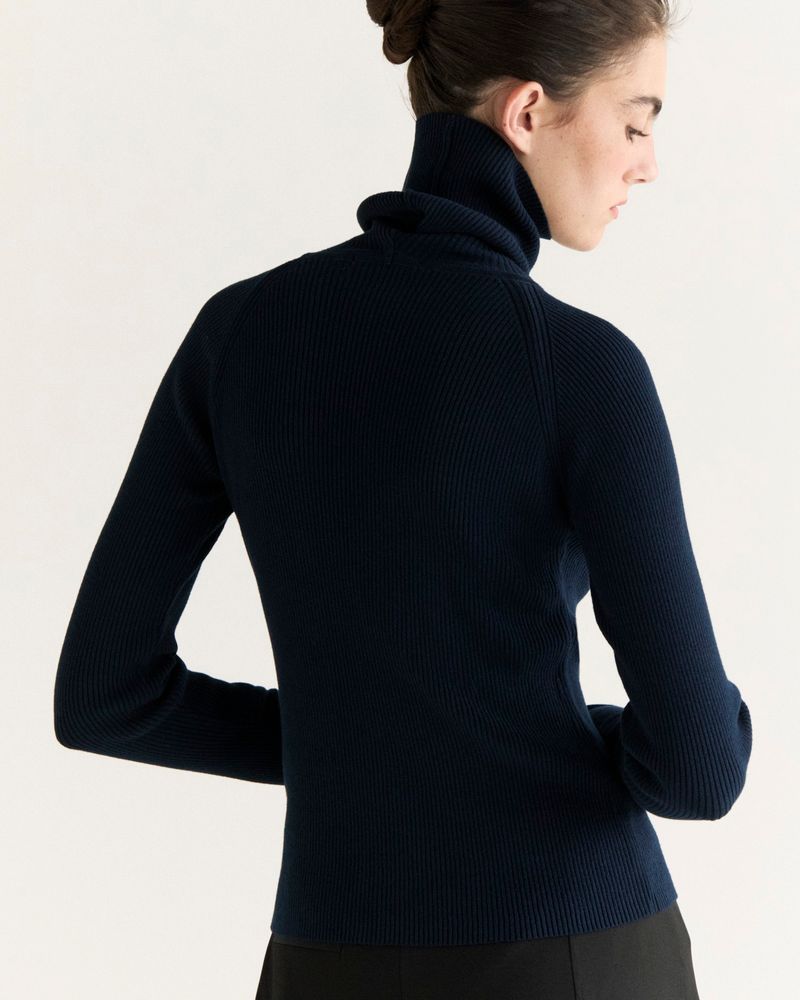 Blusa Tricot Skin Marinho