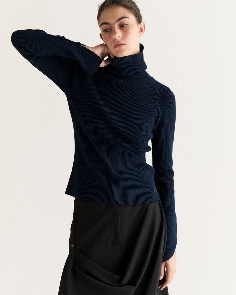 Blusa Tricot Skin Marinho