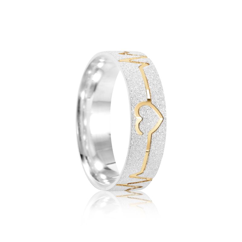 Par Aliança Prata  Reta Semi Anatômica Dourado  Coração Friso  5,5mm  801216