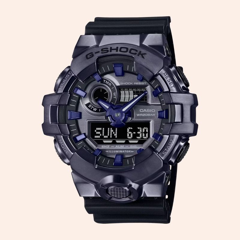 Relógio G-Shock Metal Covered Preto GM-700P-6
