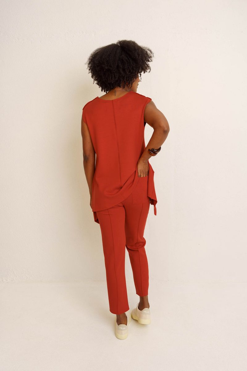 BLUSA DOBRADURA OMBRO LARGO - VERMELHO QUEIMADO