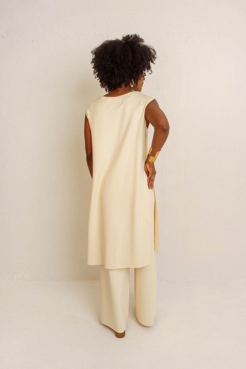 TUNICA BOTOES ABERTURA LATERAL - CREME