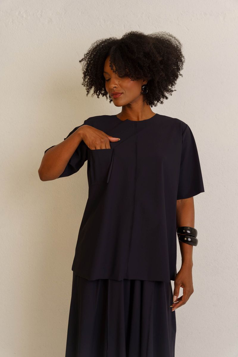 TSHIRT ESSENCIAL BOLSINHO DYNAMIC - PRETO