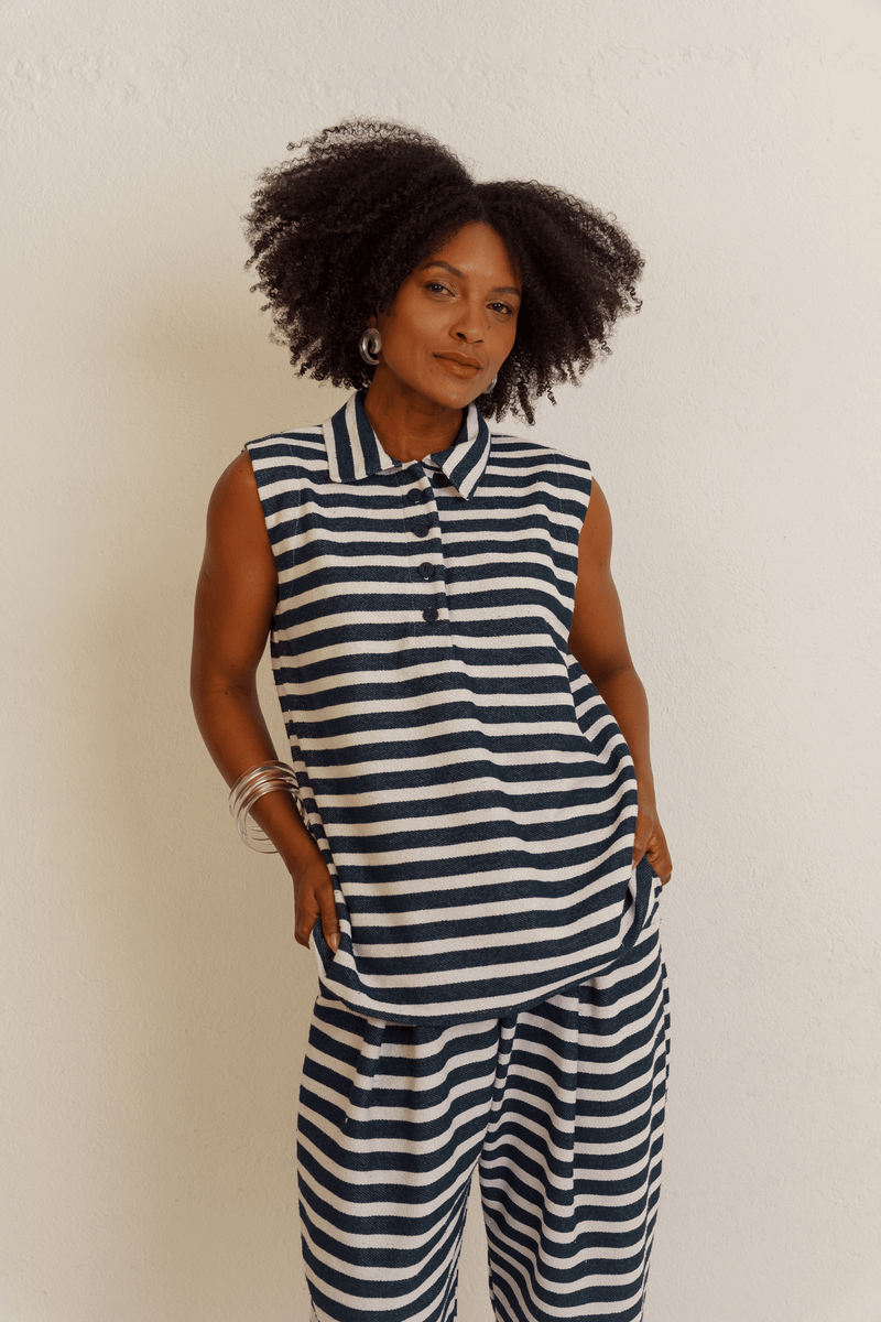 BLUSA POLO SEM MANGAS LISTRAS - AZUL