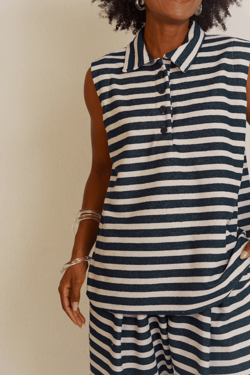 BLUSA POLO SEM MANGAS LISTRAS - AZUL