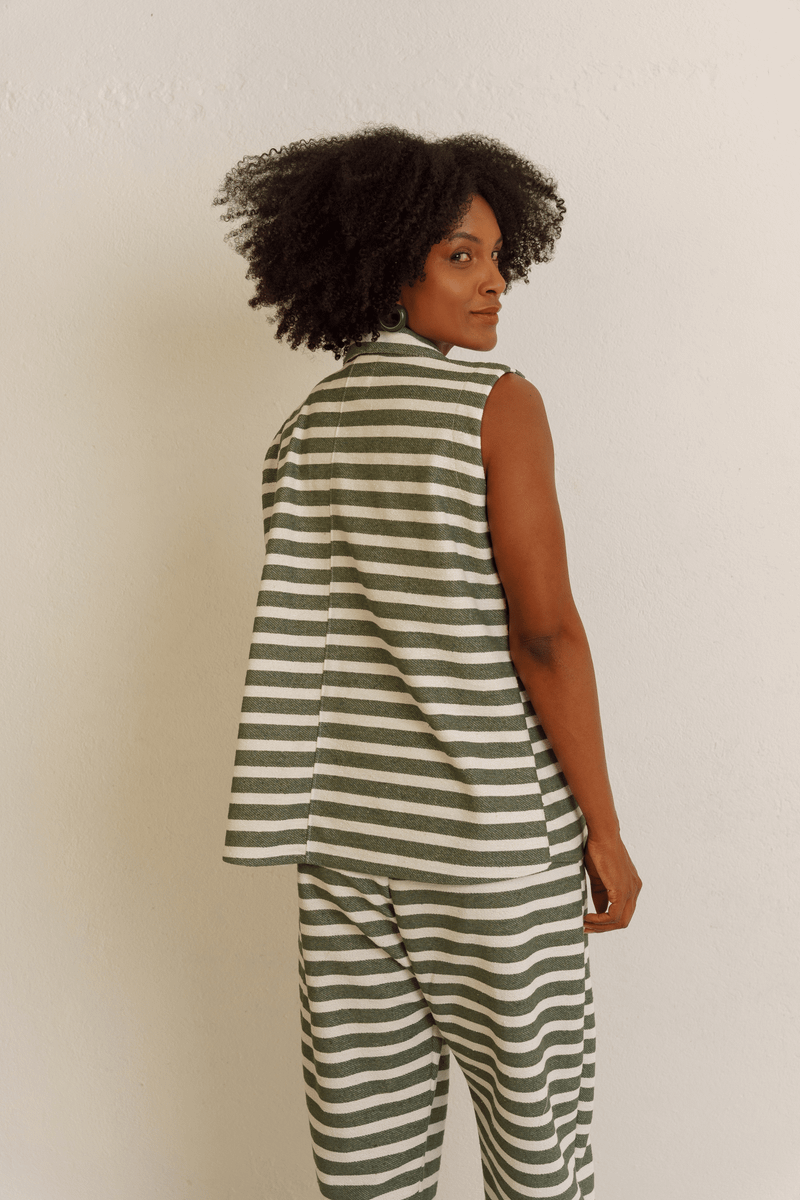 BLUSA POLO SEM MANGAS LISTRAS - VERDE