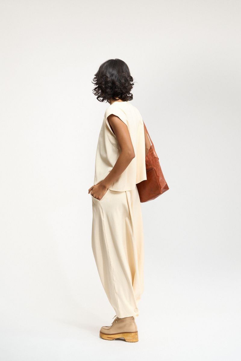 CALÇA ALADIM BOTOES - CREME