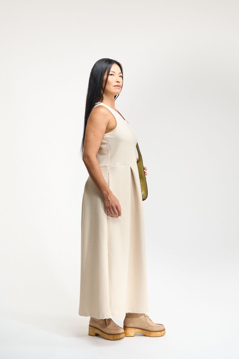 VESTIDO LONGO PREGAS TEXTURA - CREME