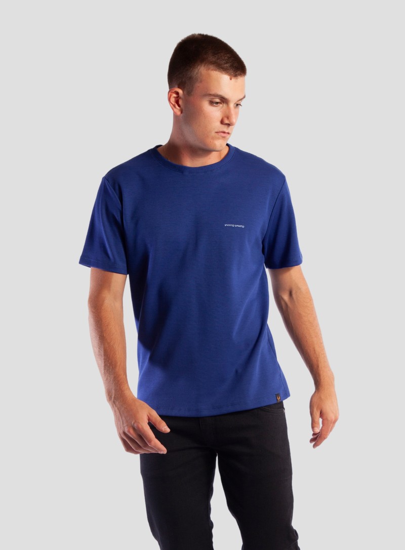 Foto do produto CAMISETA PREMIUM COBALT