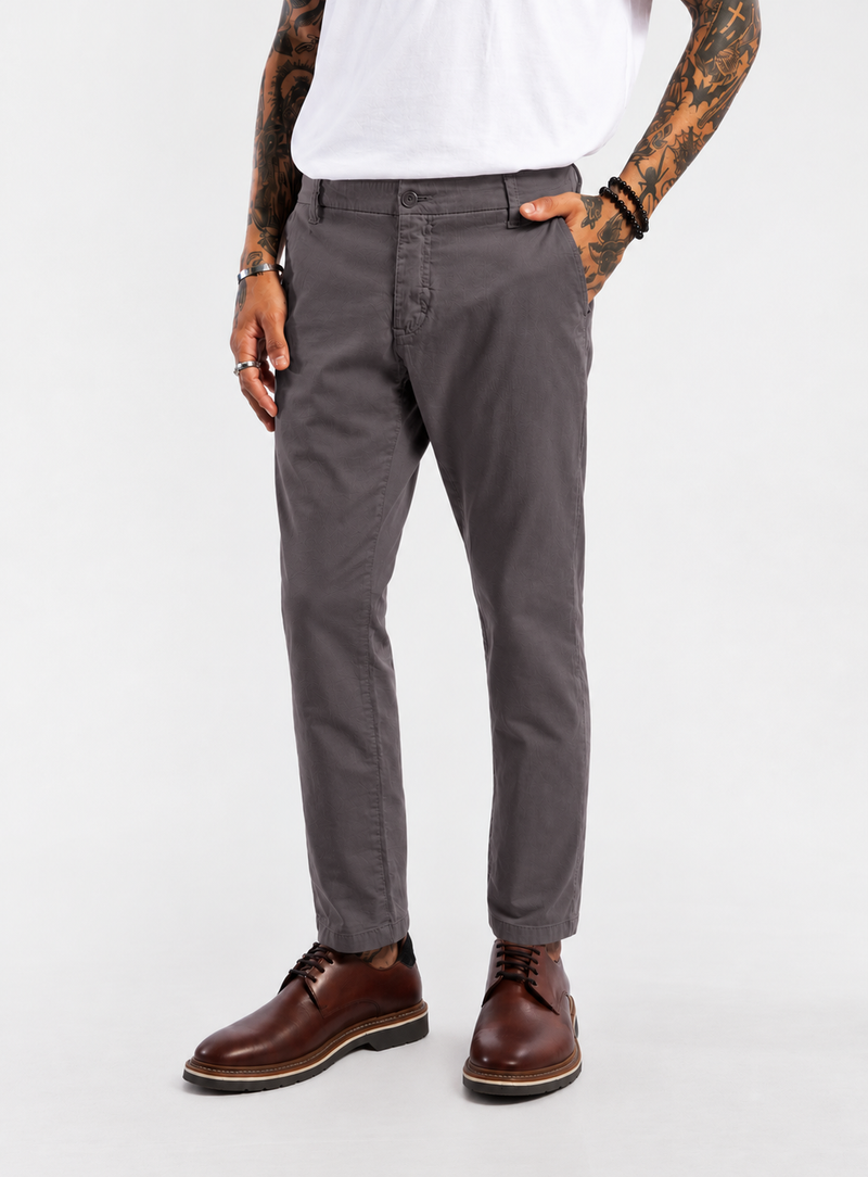 Foto do produto CALÇA CHINO JOHNNY V26