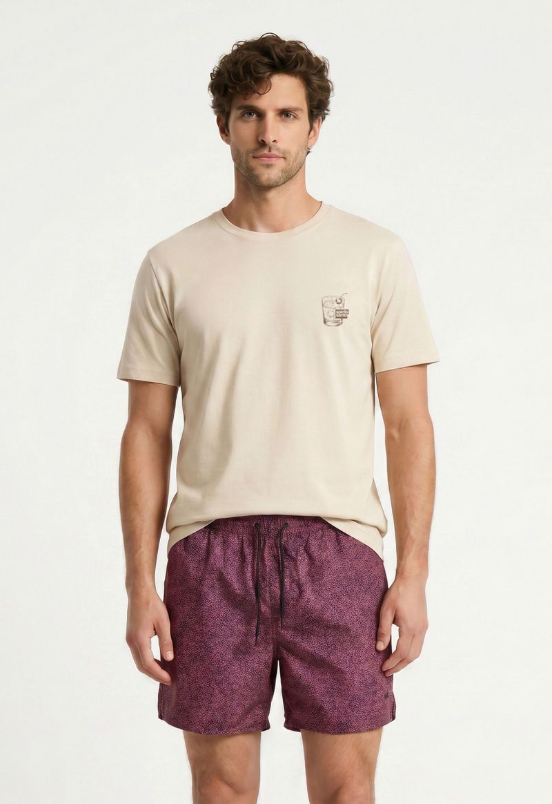 Foto do produto CAMISETA ESSENTIAL COPO