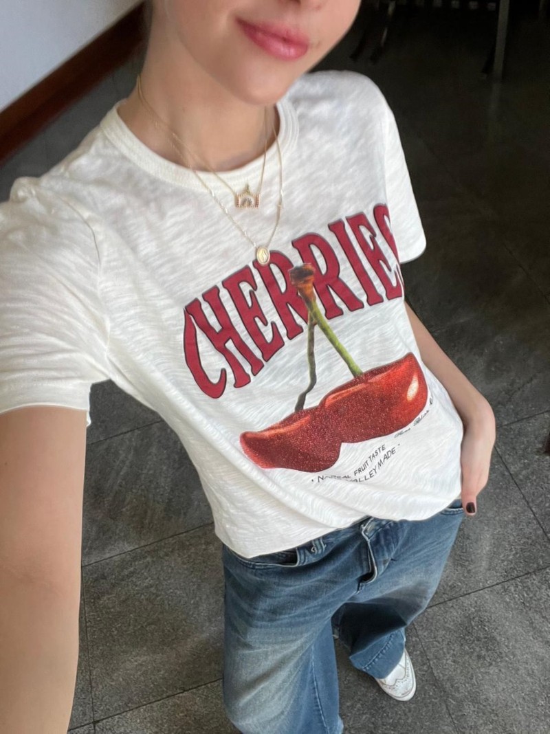 T-Shirt Cherry - Branca 