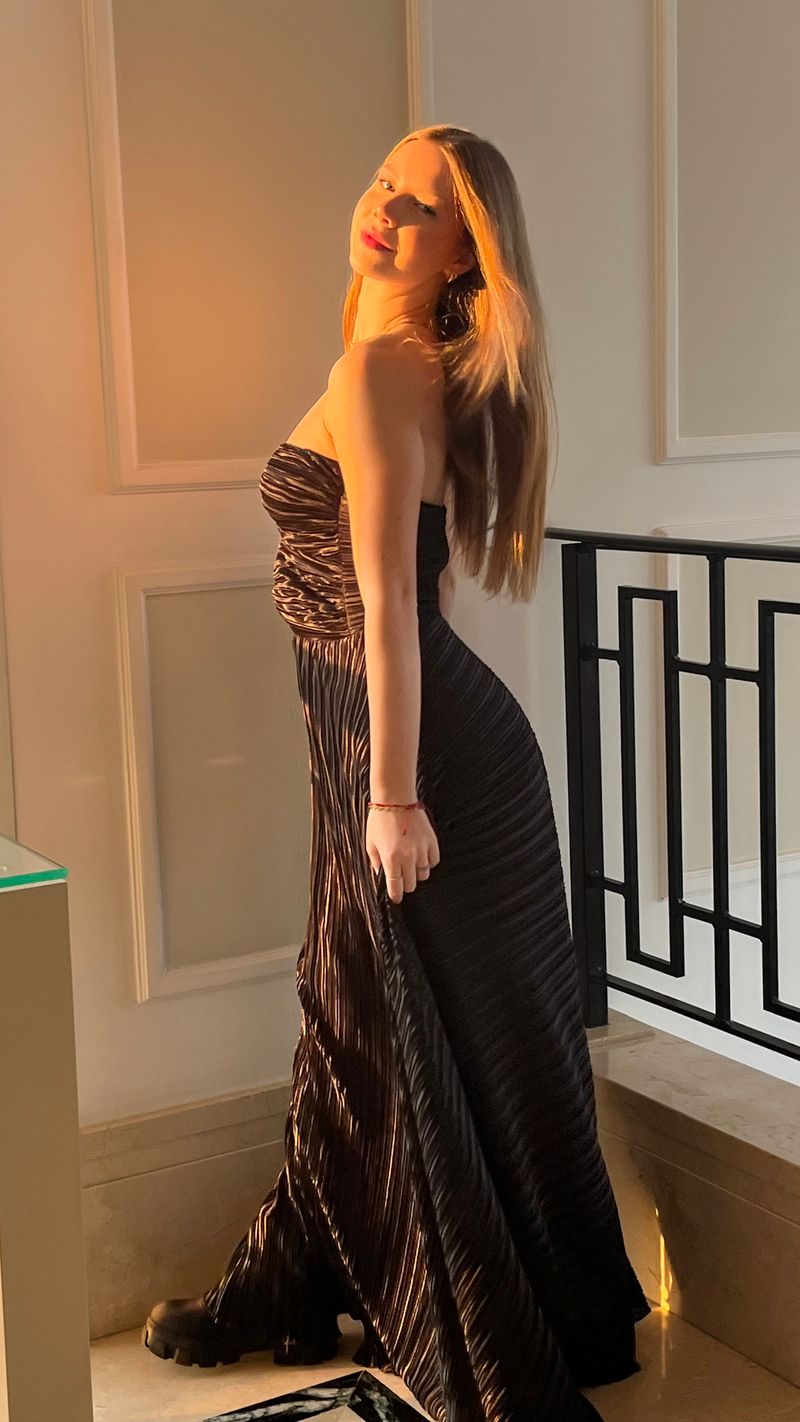 VESTIDO GAYA PLISSADO PRETO