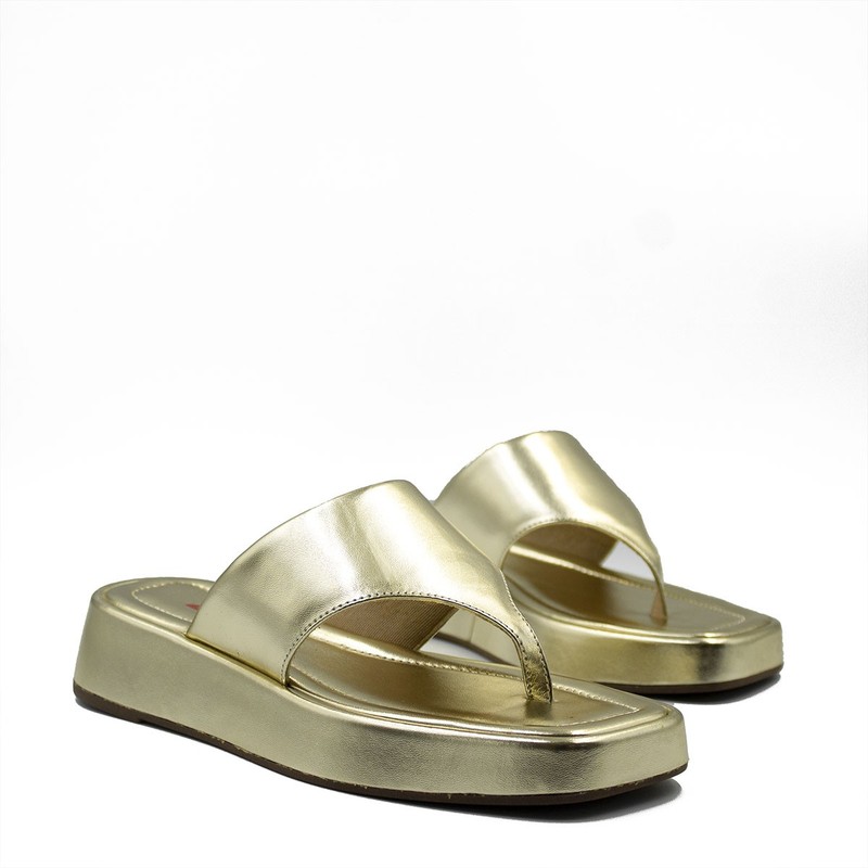 Tamanco Flat Form Dedo Isadora Dourado