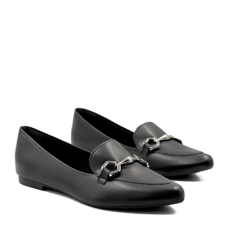 Mocassim Bico Fino Fivela Helena Preto