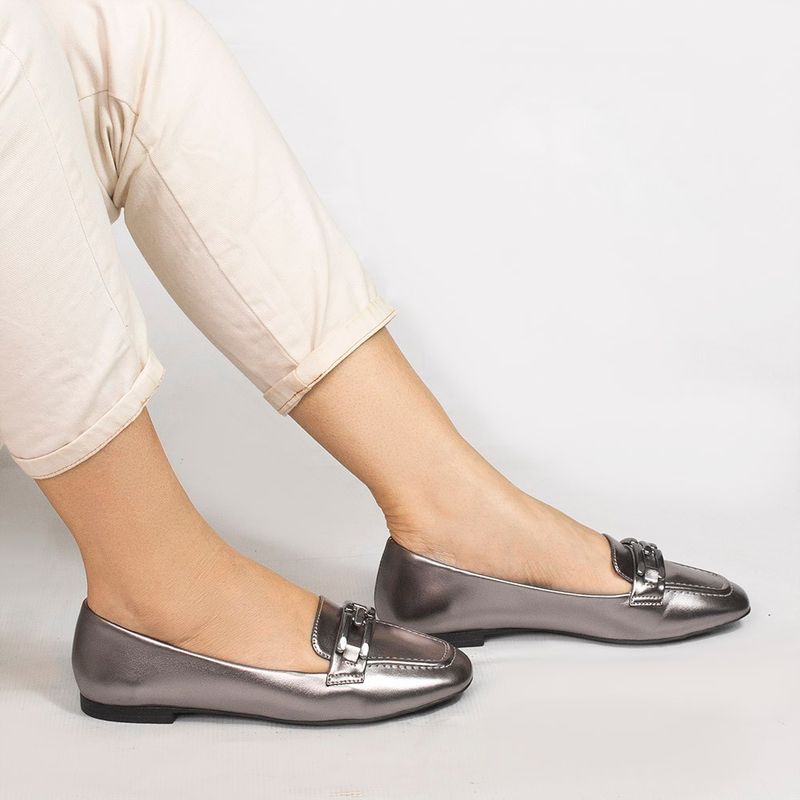 Mocassim Zatta Detalhe de Fivela Sirley Prata Velho