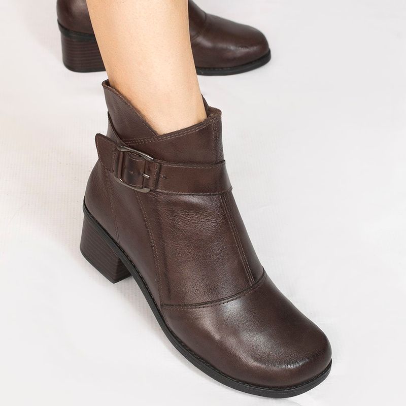 Bota Zatta Coturno Couro Fivela Margarete Marrom