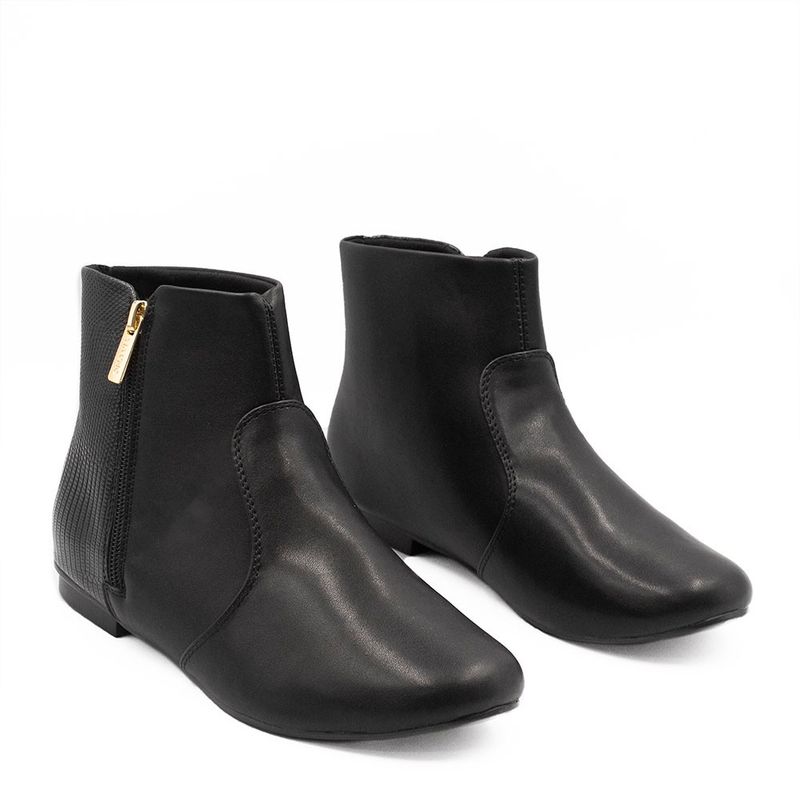 Bota Zatta Flat Cano Curto Núbia Preta