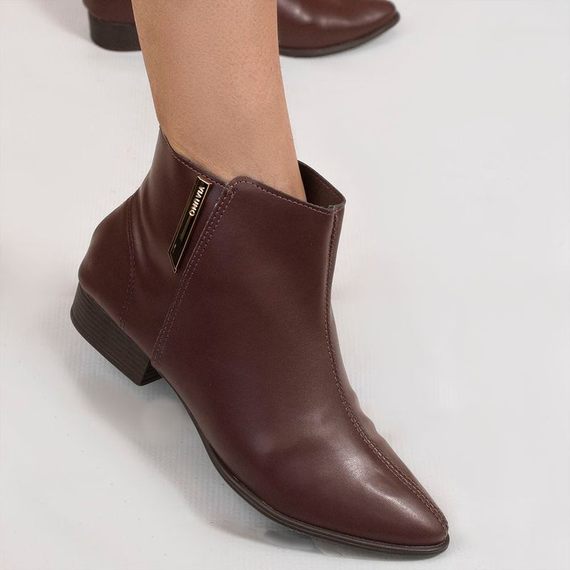 Bota Zatta Cano Curto Bico Fino Evelyn Marrom