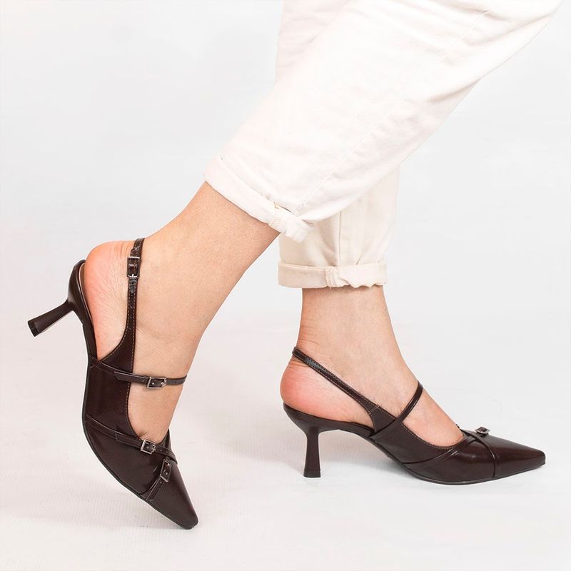 Scarpin Zatta Slingback Fivela Verônica Marrom