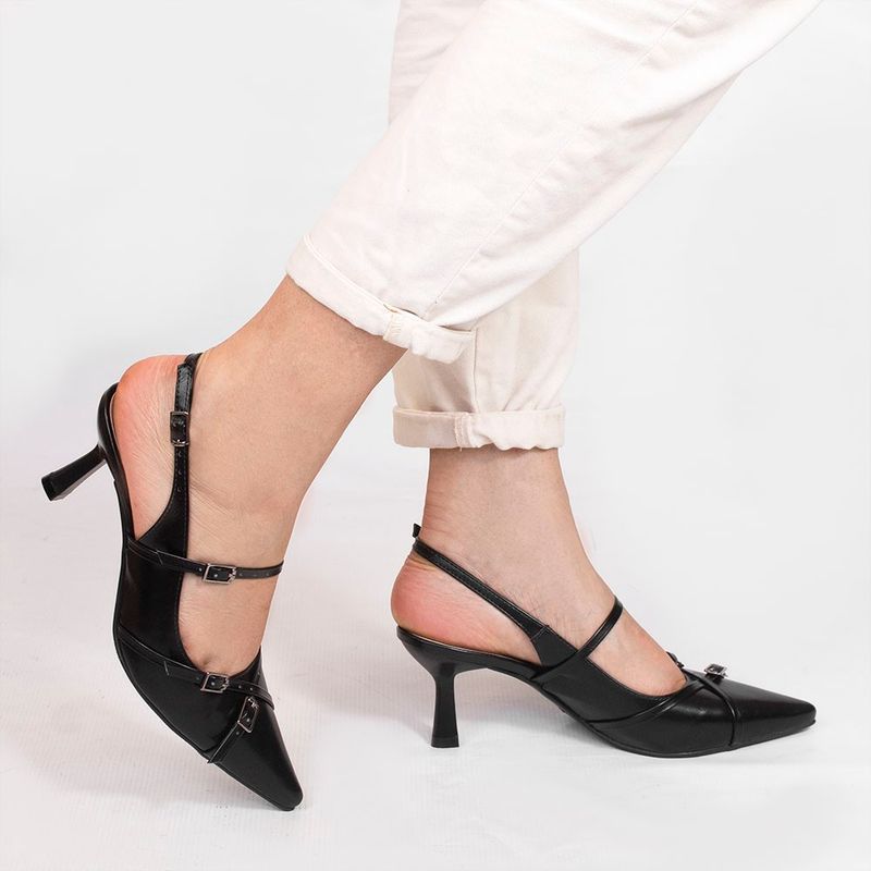 Scarpin Zatta Slingback Fivela Verônica Preto