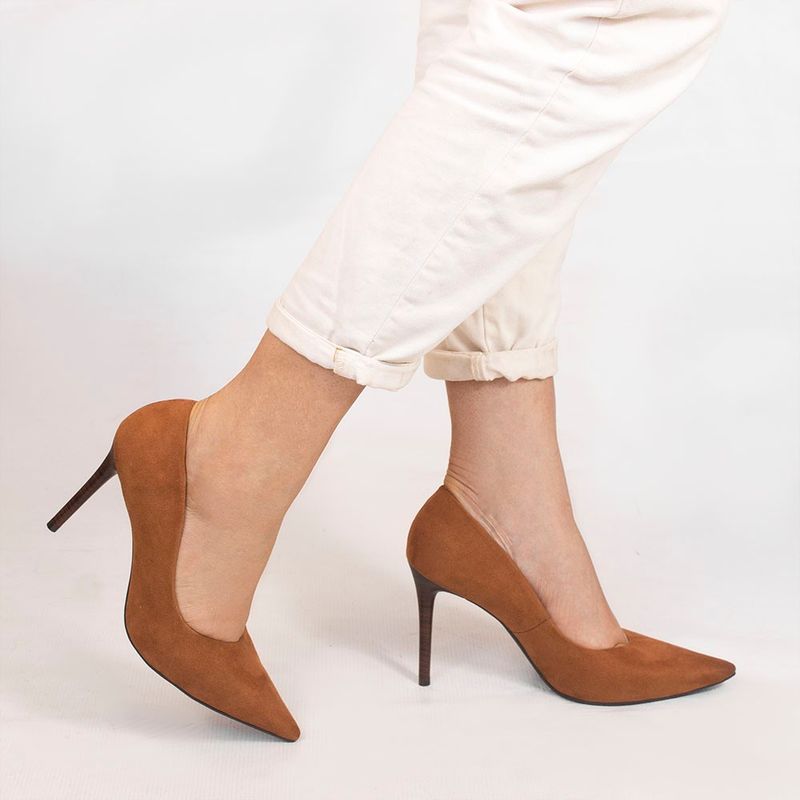 Scarpin Zatta Bico Fino Salto Alto  Anita Suede Caramelo