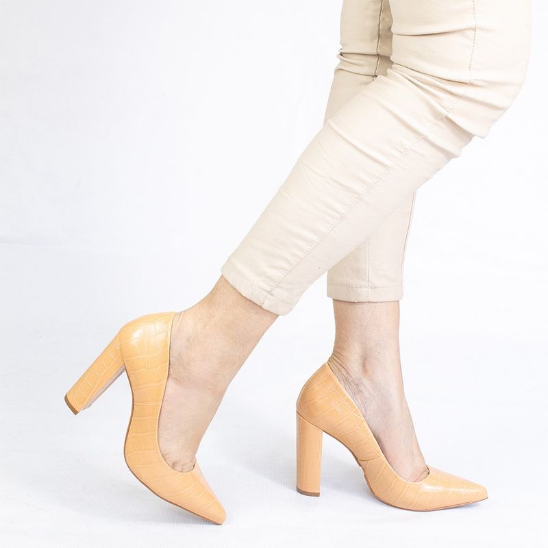 Scarpin Zatta Salto Grosso Jaine Croco Mel