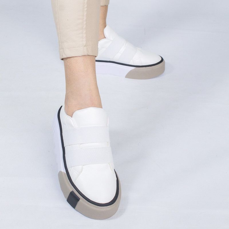 Tênis Zatta Casual  com Elásticos e Solado Alto Luciana Branco