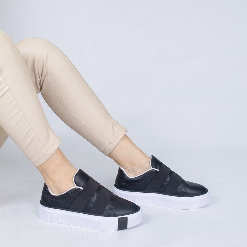 Tênis Zatta Casual  com Elásticos e Solado Alto Luciana Preto
