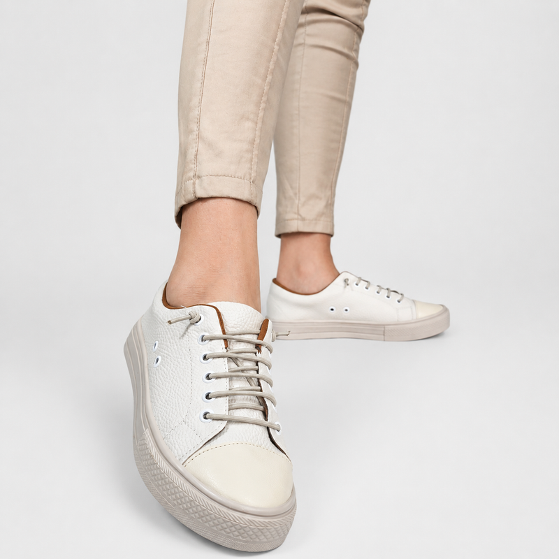Tênis Zatta Casual com Cadarço de Elástico Madú Off White
