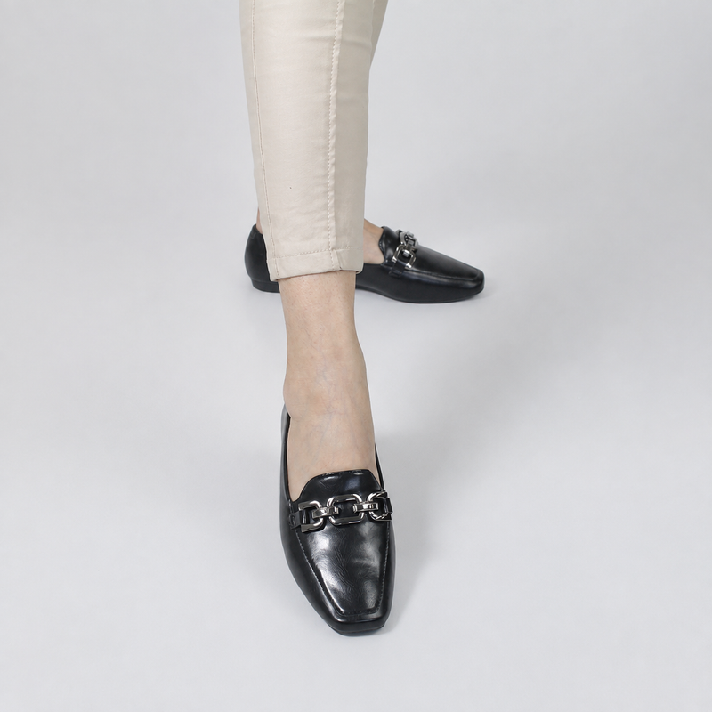 Mocassim Zatta Detalhe de Fivela Magda Preto