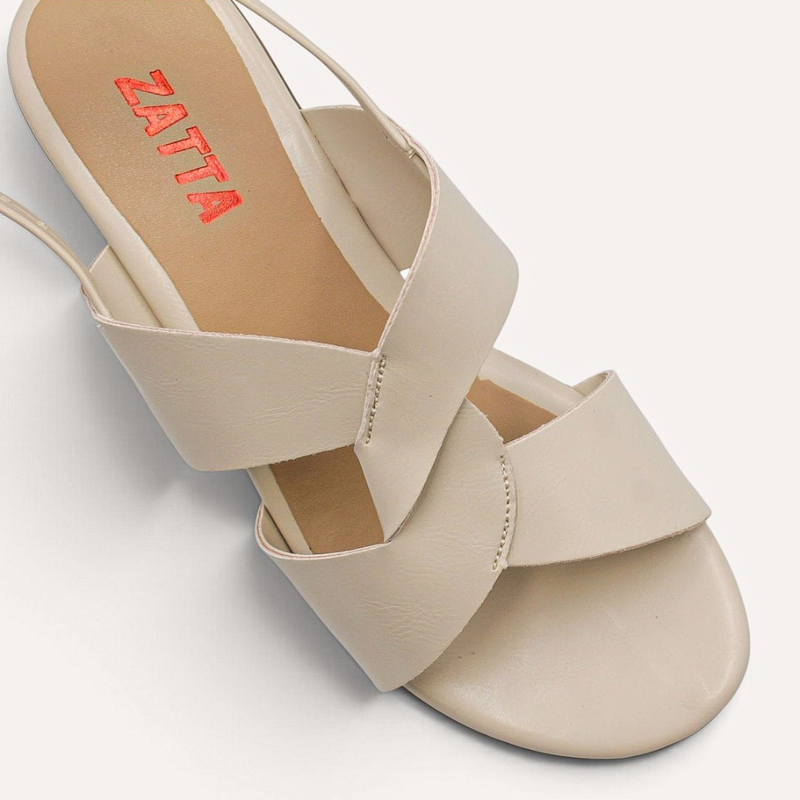 Sandália Zatta Casual  Salto Bloco Cindy Off White