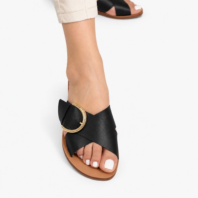 Rasteira Zatta Fivela Lateral  Amanda Preto
