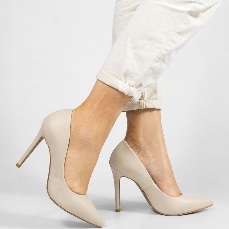 Scarpin Salto Alto Bico Fino Suzy Aveia
