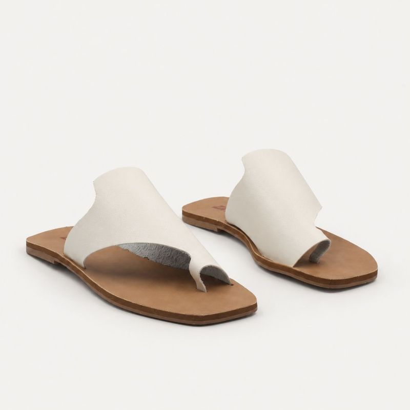 Rasteira Zatta Assimétrica Alícia Off White