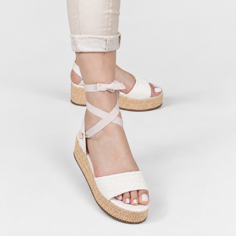 Sandália Zatta Anabela de Amarrar Cris Off White