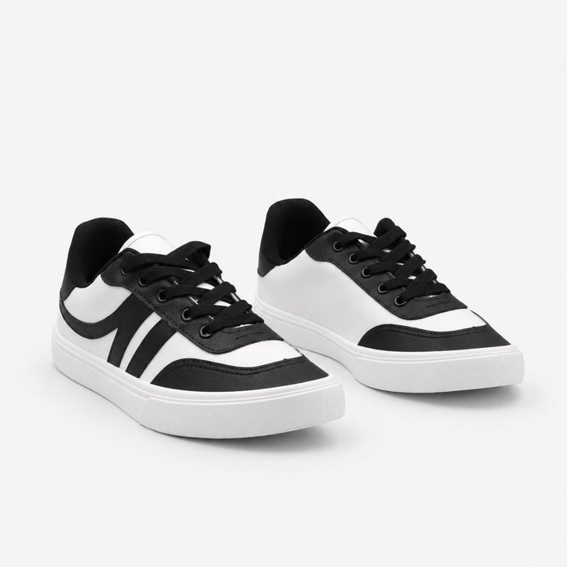Tênis Zatta Casual  Cadarço Rita Preto e Branco