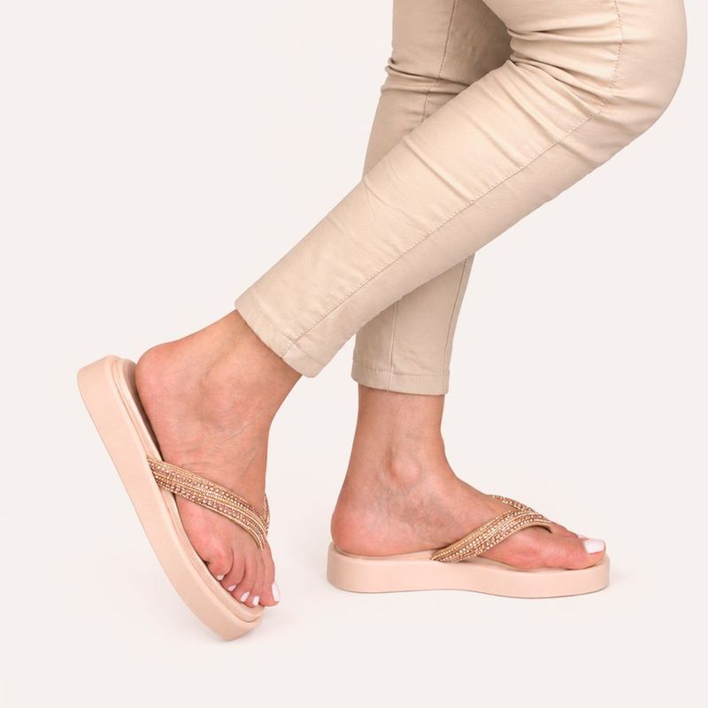 Tamanco Zatta Flatform de Dedo Felicia Amendoa