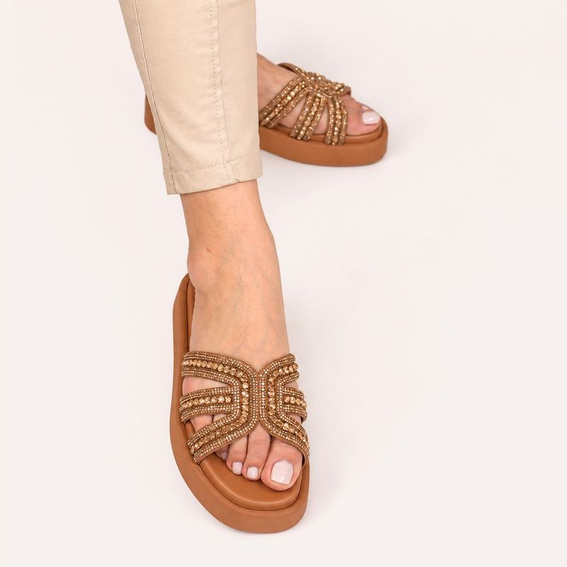 Tamanco Zatta Flatform Pedraria Francine Caramelo