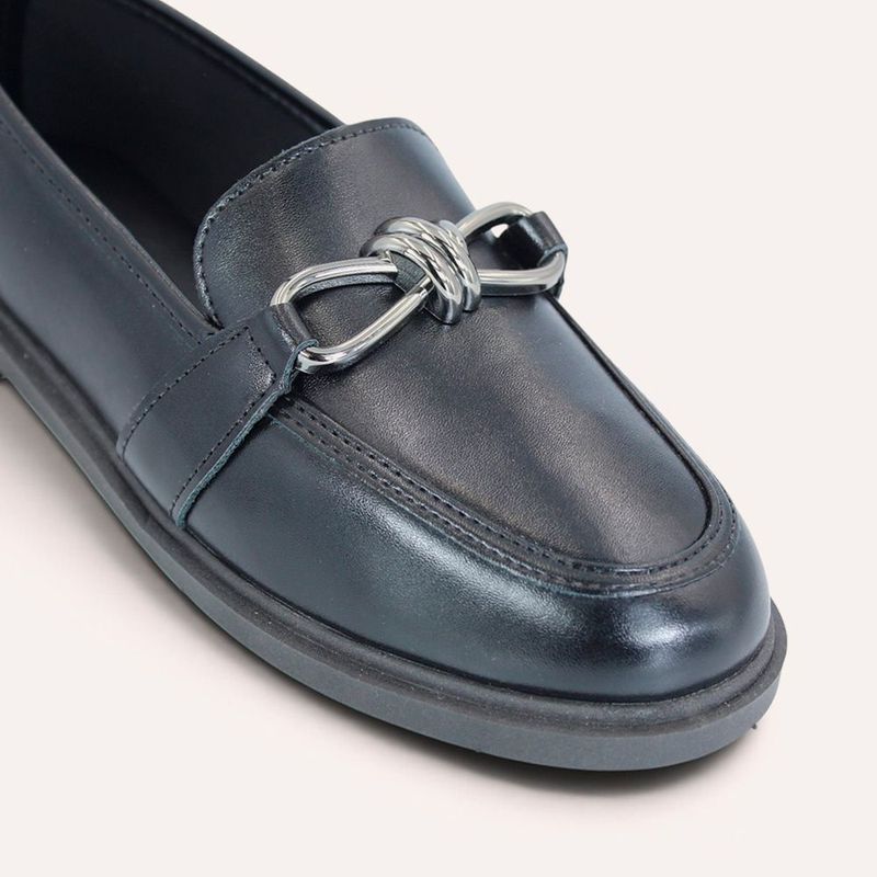 Mocassim Zatta Detalhe Fivela Kate Preto 